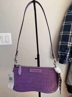 Coachtopia Wavy Baguette Bag